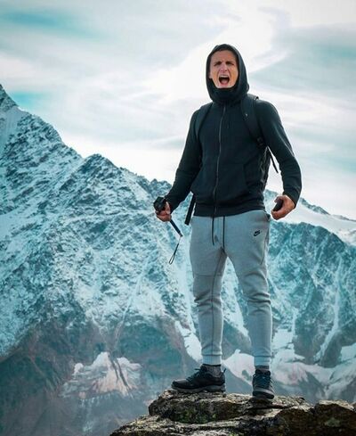  ,   Alexander, 28 ,   ,   