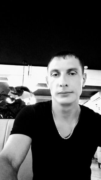  ,   Yury, 37 ,     , c 