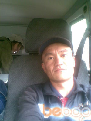  ,   Dako, 42 ,   ,   , c , 
