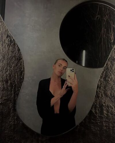  ,   Oliver, 24 ,   ,   