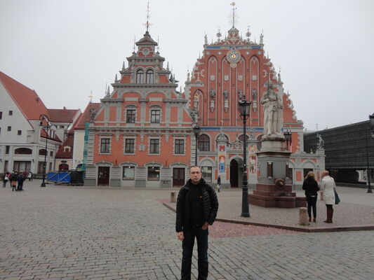 ,   Vitali, 45 ,   
