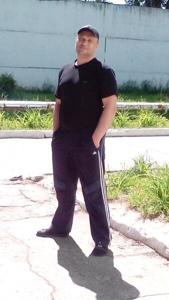  16675042  Renat, 47 ,    -