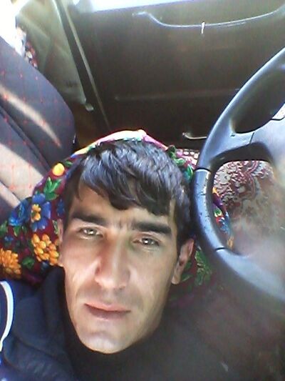 ,   Oybek, 35 ,   ,   , c 