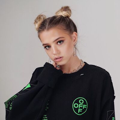  ,   , 22 ,     , c 
