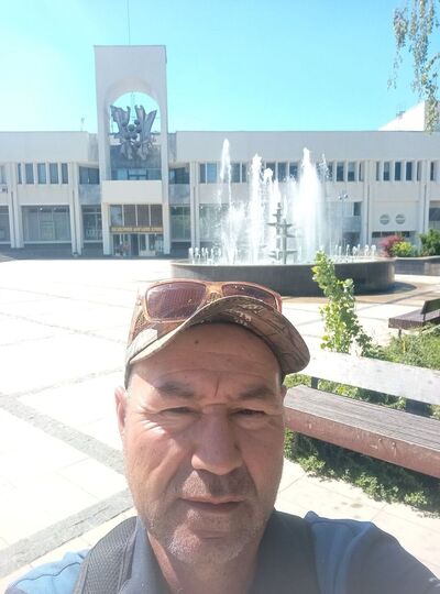  ,   Rovshan, 53 ,   ,   