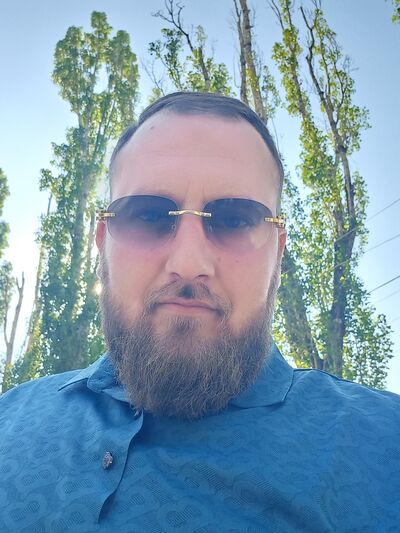  ,   Vardan, 28 ,   ,   , c 