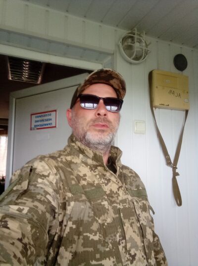  ,   YEVHENII, 40 ,   ,   