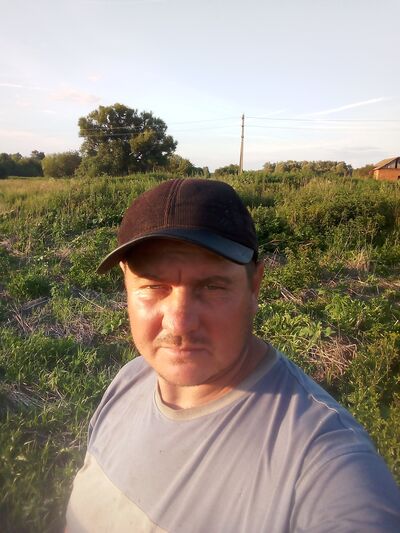  ,   Sergej, 41 ,   ,   