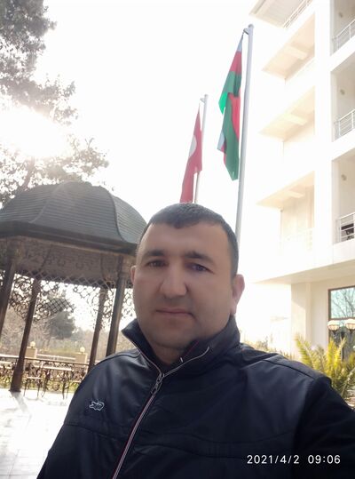  ,   Elvin, 44 ,   ,   