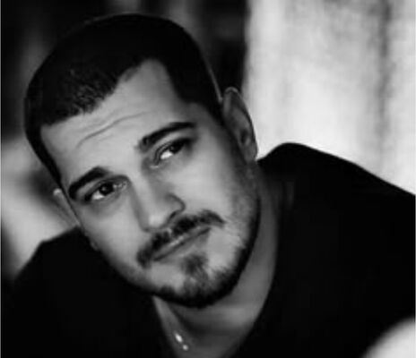 ,   Eldar, 28 ,   ,   