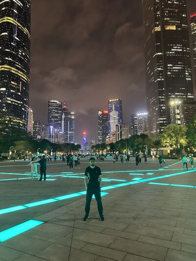  ,   Suren, 37 ,   , c 