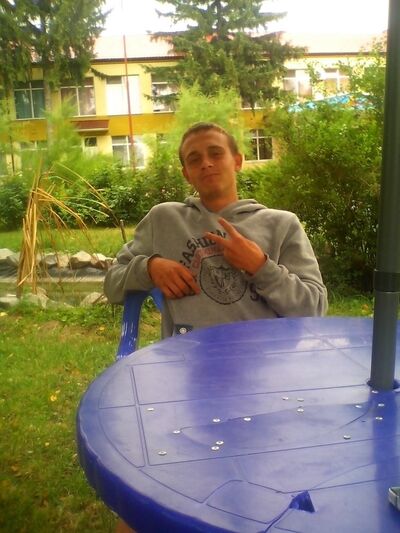  ,   Denis, 32 ,   ,   , c 