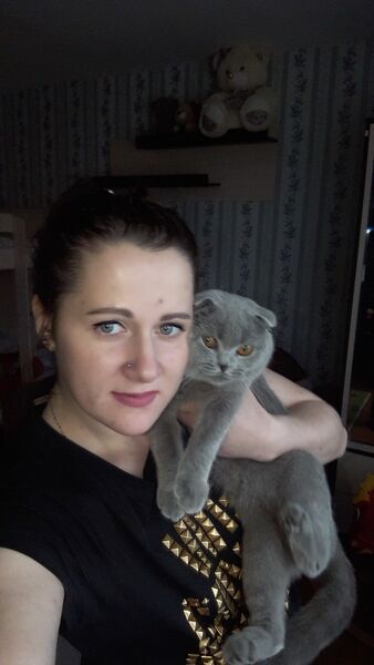  ,   Alina, 30 ,  