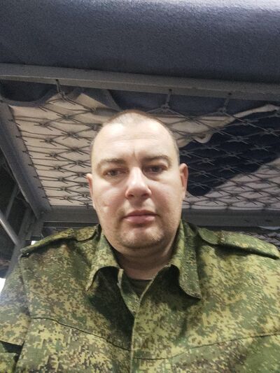  ,   Yuriy, 40 ,   ,   