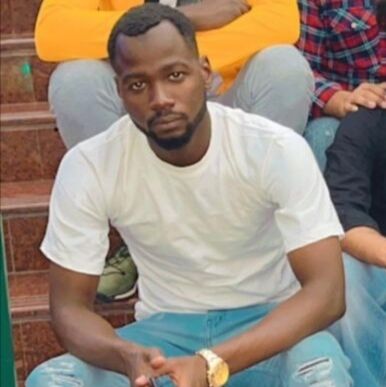 ,   Issa, 33 ,   ,   