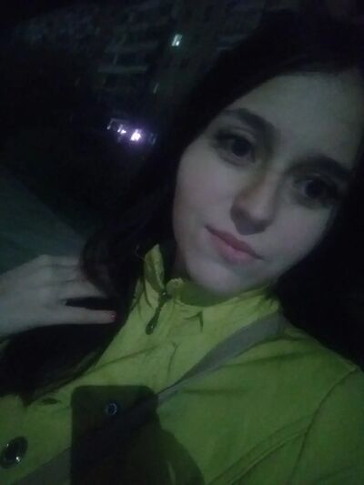  ,   Rina, 26 ,   