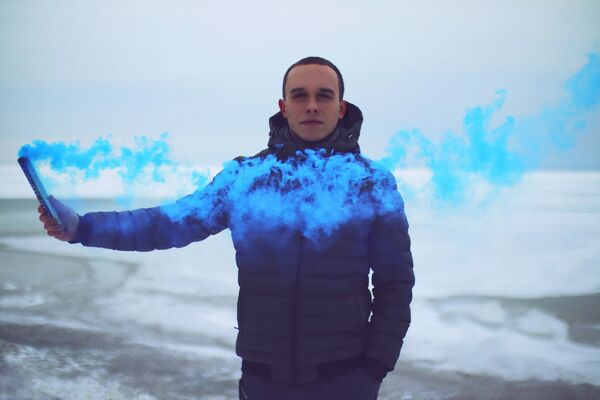  --,   , 25 ,   