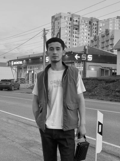  ,   Ali, 25 ,   ,   