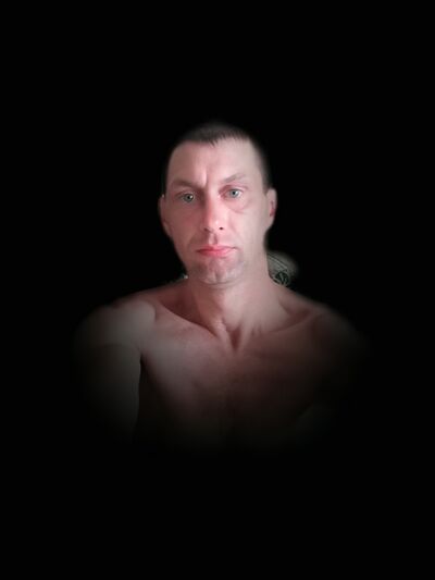  -,   Mikhail, 37 ,   c 
