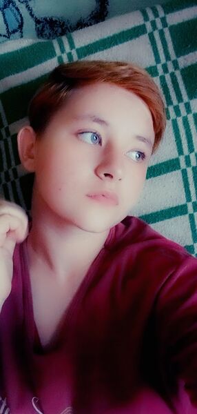 Знакомства Камень-на-Оби, фото девушки Люба, 23 года, познакомится для флирта, любви и романтики