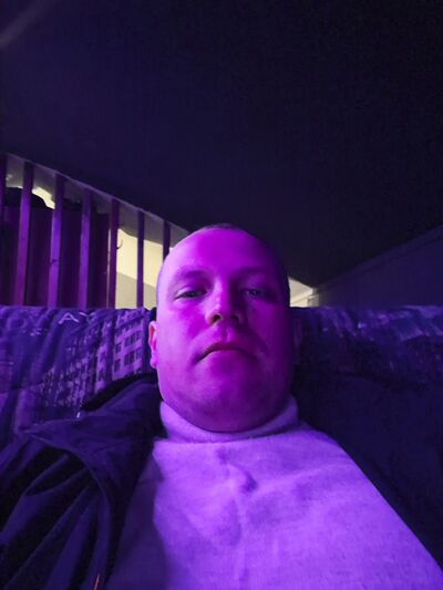  ,   Mikhail, 28 ,   ,   