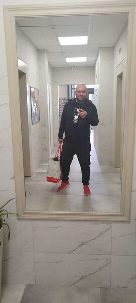  ,   Garry, 44 ,   ,   , c , 
