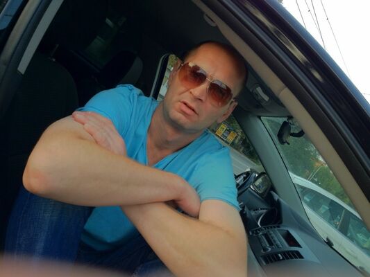  --,   Vladimir, 49 ,   