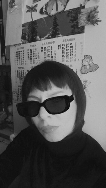  ,   Ketrin, 40 ,   c , 