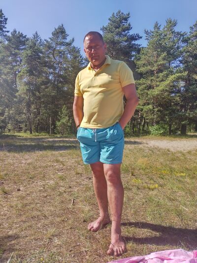 ,   Sergejs, 45 ,   ,   
