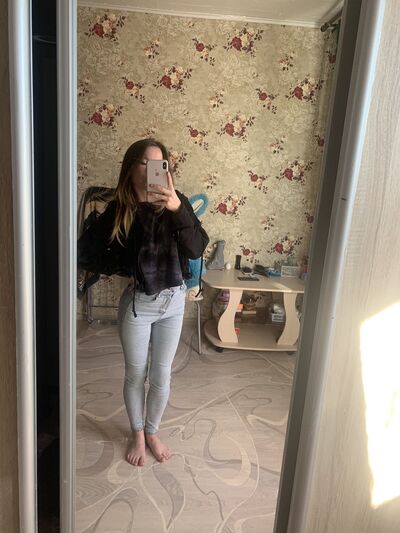  ,   Alexandra, 26 ,  