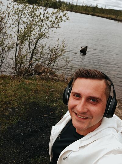  ,   Jedkara, 32 ,     , c 