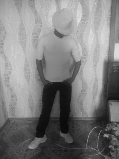  ,   Angry Stitch, 25 ,  