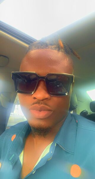  Lagos,   Romeo, 39 ,   ,   