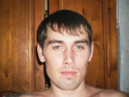  ,   Vova, 47 ,   