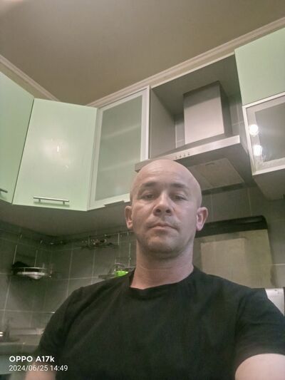  ,   Ilhom, 42 ,   ,   