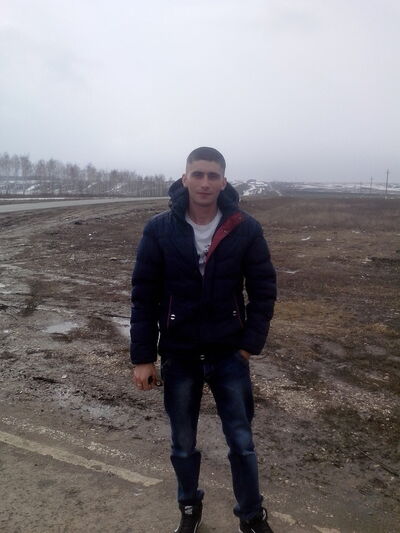 ,   Ruslan, 35 ,   ,   , c 