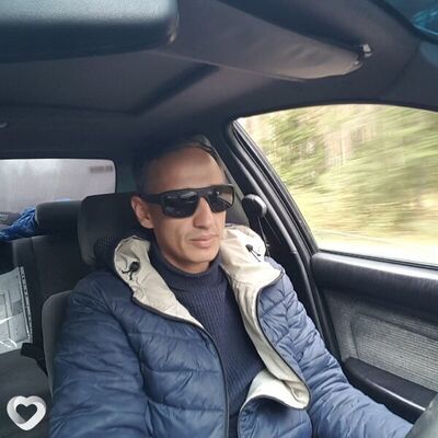  ,   Nik, 39 ,   ,   