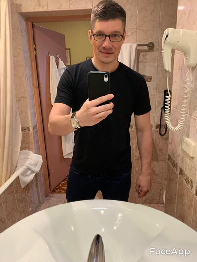  -,   Ivan, 40 ,   ,   