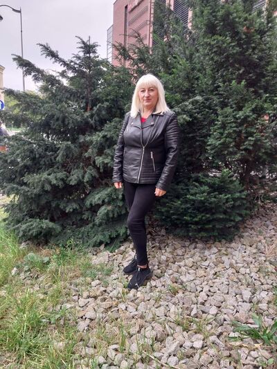  ,   Lyubov, 54 ,   c 