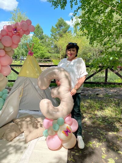  ,   Viktoria, 61 ,     , c , 