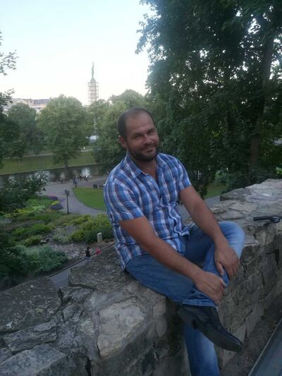  ,   Sanjok, 42 ,   , 