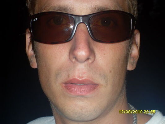  ,   Kot, 40 ,   