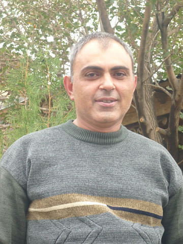  9710282  Tigran, 56 ,    