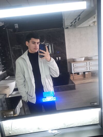  ,   Doniyor, 21 ,   ,   