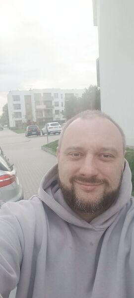  ,   Anton, 36 ,   ,   