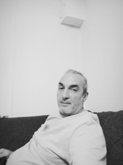  --,   Kartal, 42 ,   ,   , c , 