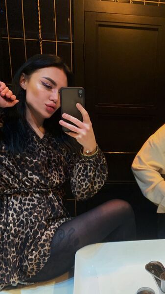  ,   Angelina, 25 ,   ,   