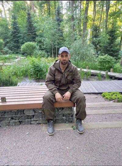  ,   Alik, 38 ,   ,   