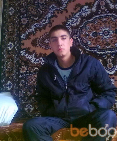  ,   Pasha, 33 ,   