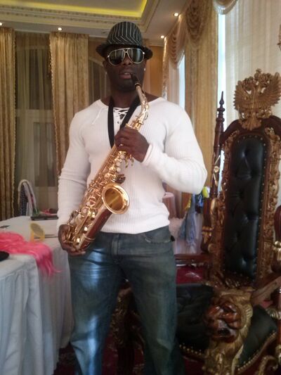  ,   Mike, 36 ,     , c 